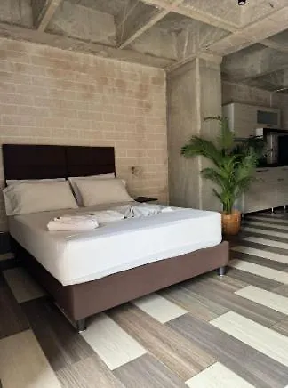 Magenta Hotel location