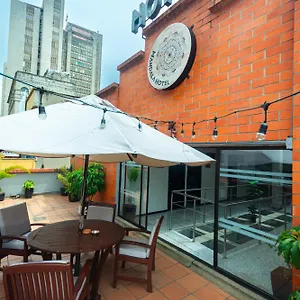 Hotel Mandala Botero, Medellin